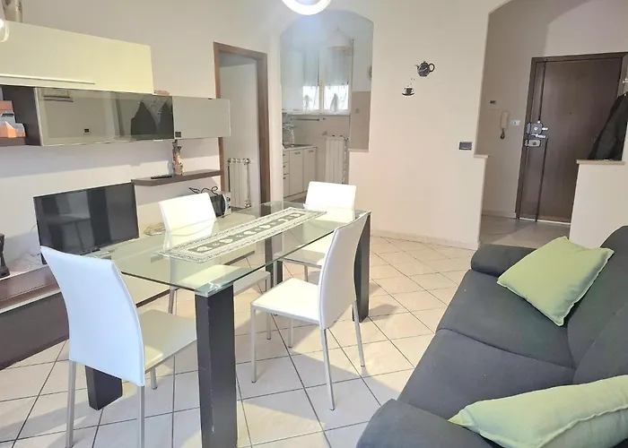 Casa Mirella מונקאליירי